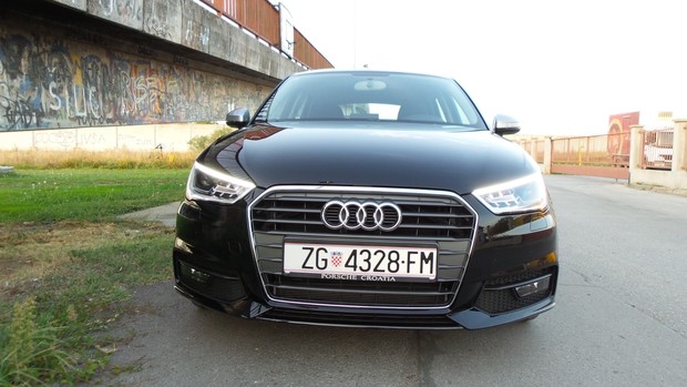 Audi A1 Sportback 1.0 TFSI (16)