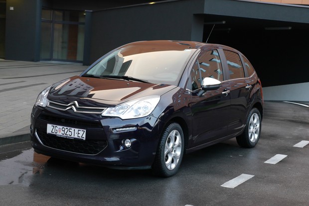 Citroen C3 1.2 VTi 82 Medveščak (17)