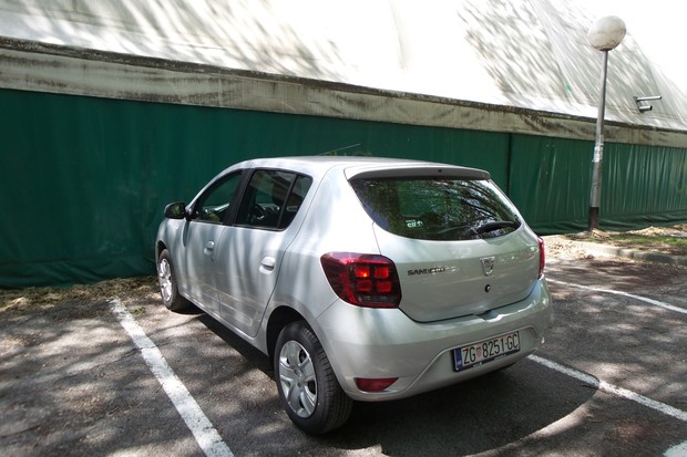 Dacia Sandero 0.9 TCe 90 Easy-R Laureate (07)