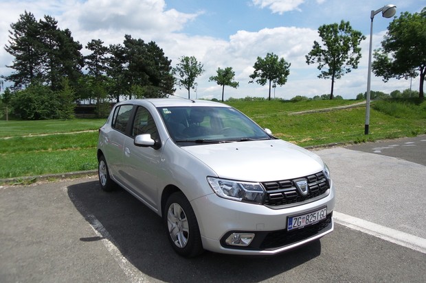 Dacia Sandero 0.9 TCe 90 Easy-R Laureate (09)