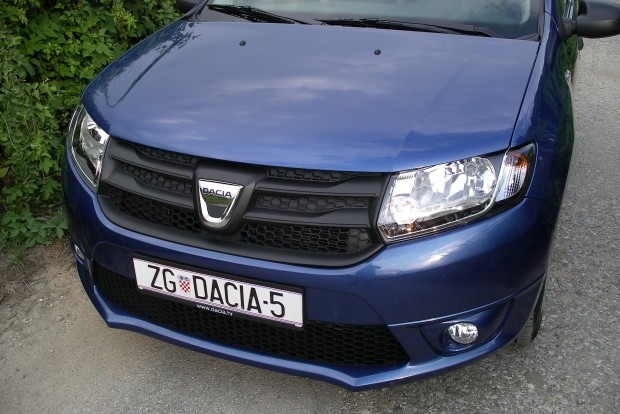 Dacia Sandero 1.2 16V Ambiance (12)