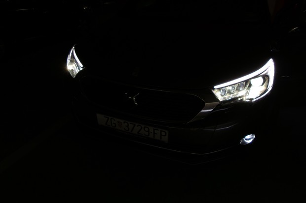 DS 4 2.0 HDi 150 Sport chic (12)