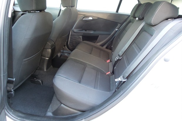 Fiat Tipo HB 1.3 Multijet 95 Lounge (03)