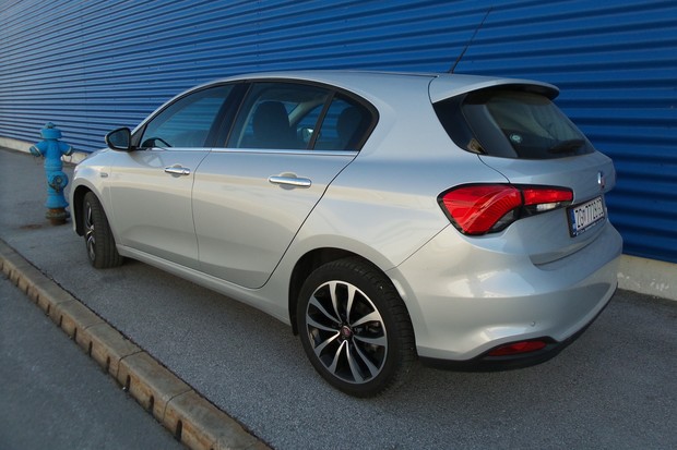Fiat Tipo HB 1.3 Multijet 95 Lounge (03)