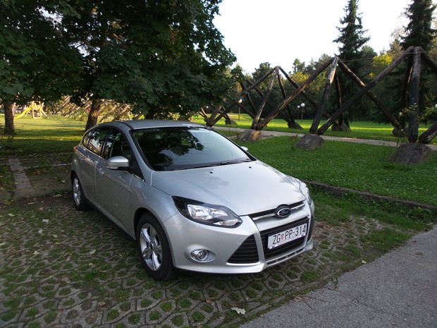 Ford Focus 1.0 GTDi EcoBoost (13)