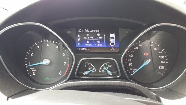 Ford Focus 1.0 GTDi EcoBoost (11)