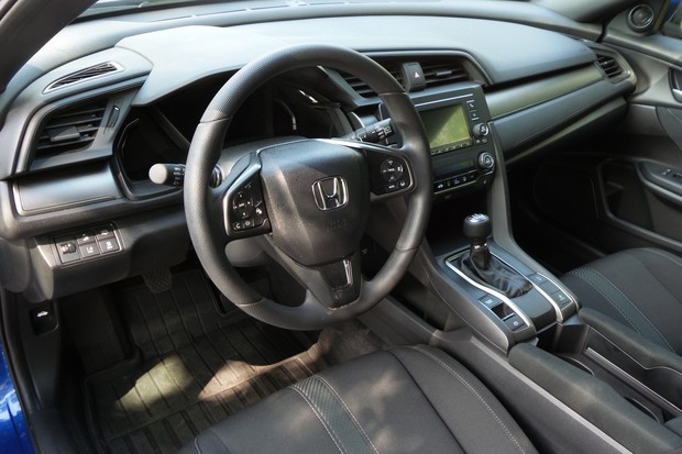 Honda Civic 1.0T VTEC 129 Comfort (01)