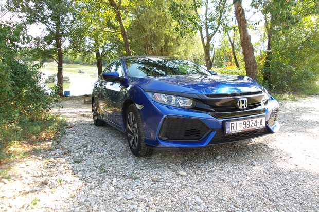 Honda Civic 1.0T VTEC 129 Comfort (14)