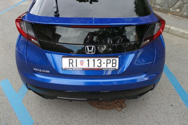 Honda Civic 1.6 i-DTEC Sport (09)