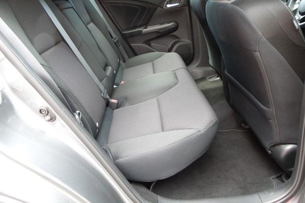 Honda Civic 1.8 i-VTEC 142 Elegance (05)