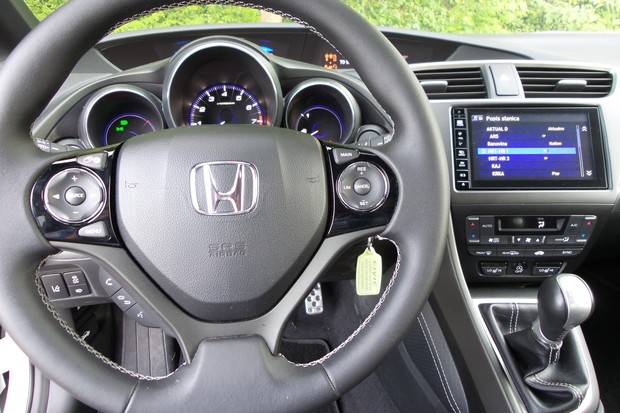Honda Civic 1.8 i-VTEC Sport (16)