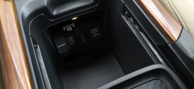 Honda CR-V 1,5 Turbo CVT Lifestyle 7S 09