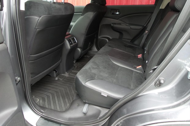 Honda CR-V 1.6 i-DTEC 160 KS Lifestyle Navi (02)