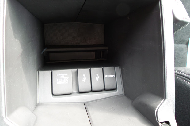 Honda CR-V 1.6 i-DTEC 4WD Lifestyle 9AT (04)