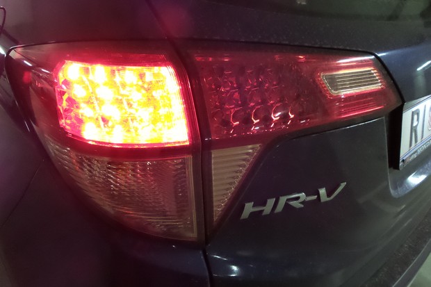 Honda HR-V 1.6 i-DTEC 120 Elegance Navi (06)