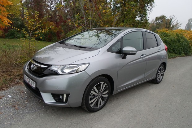 Honda Jazz 1.3 i-VTEC 102 CVT Elegance (07)