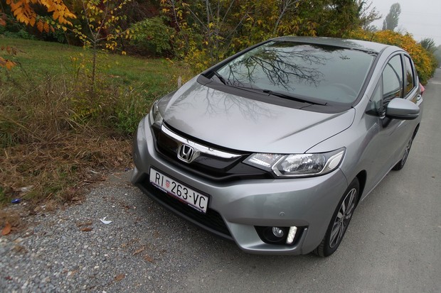 Honda Jazz 1.3 i-VTEC 102 CVT Elegance (08)