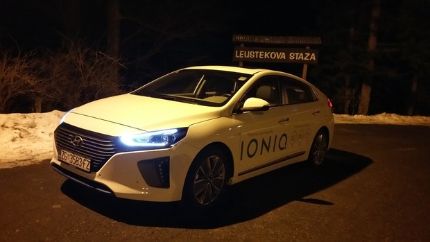 Hyundai Ioniq hybrid 1.6 GDI 139 6DCT Comfort (05)