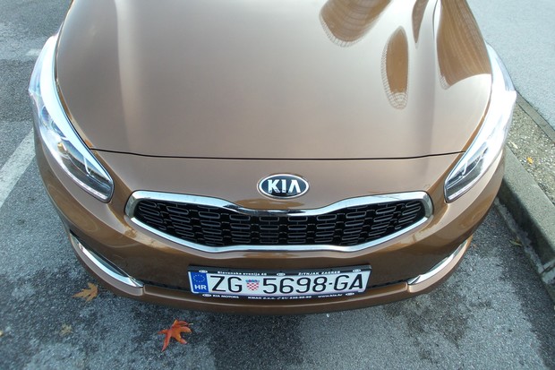 Kia Cee'd 1.6 CRDI 136 High Ex Vision Eco (10)