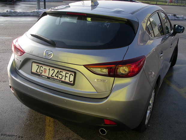 Mazda3 sport 1.5 G100 Challenge (10)