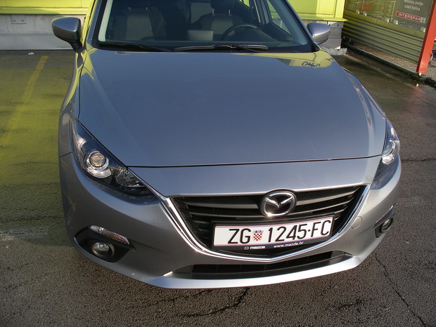 Mazda3 sport 1.5 G100 Challenge (13)