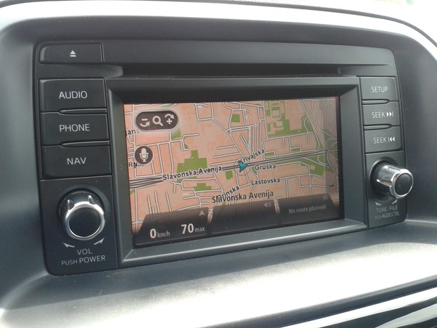 Mazda CX-5 2.0i 4x4 AT Revolution (3)