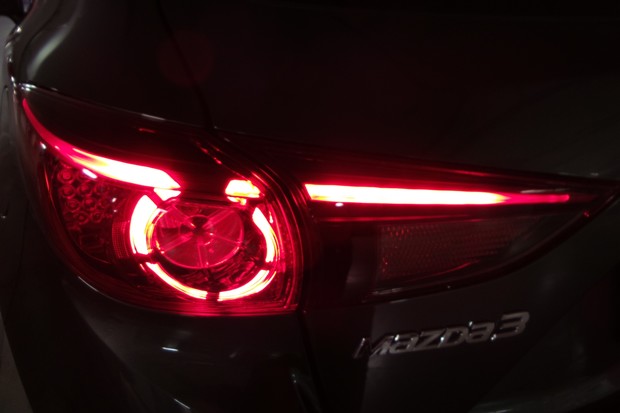 Mazda3 2.0 G120 Revolution (07)