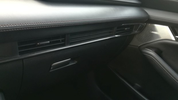 Mazda3 Hatchback Skyactiv-G122 Plus 14