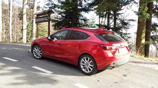 Mazda3 Sport 2.0 G165 Revolution TEST (05)
