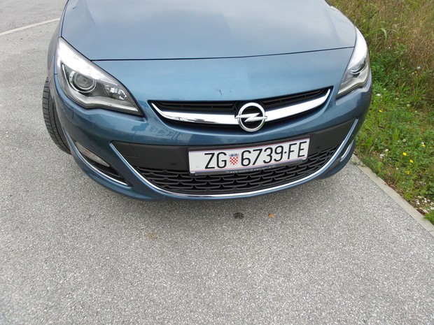 Opel Astra 1.6 CDTI (15)