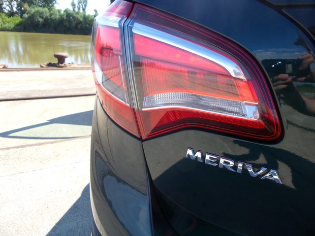 Opel Meriva 1.6 CDTI (5)