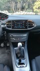 Peugeot 308 Allure 1.5 BlueHDi interijer 04