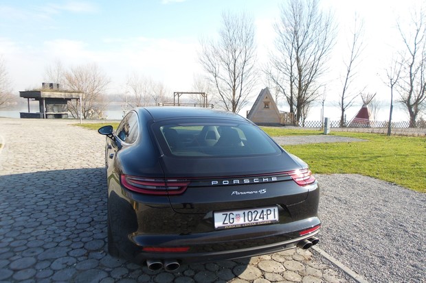 Porsche Panamera 4S 2.9 V6 Bi-turbo 440 KS (13)