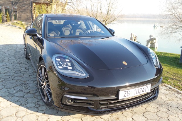 Porsche Panamera 4S 2.9 V6 Bi-turbo 440 KS (17)