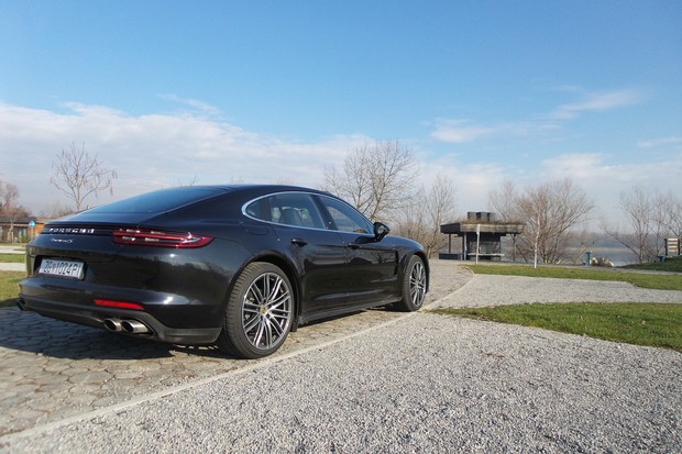 Porsche Panamera 4S 2.9 V6 Bi-turbo 440 KS (20)