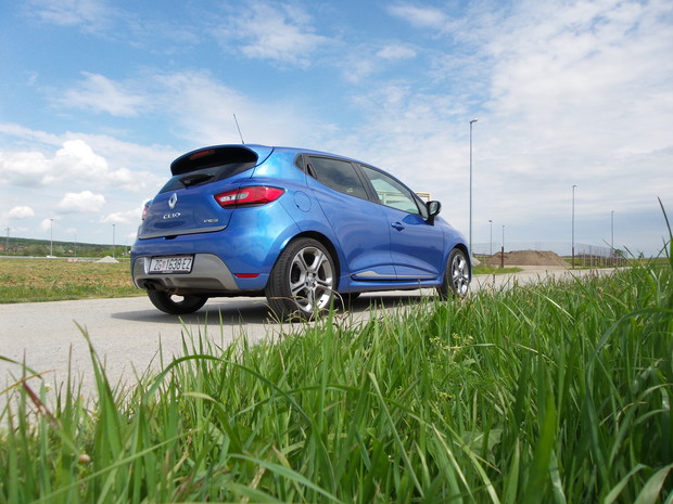 Renault Clio GT 1.2 TCe 120 EDC TEST (07)