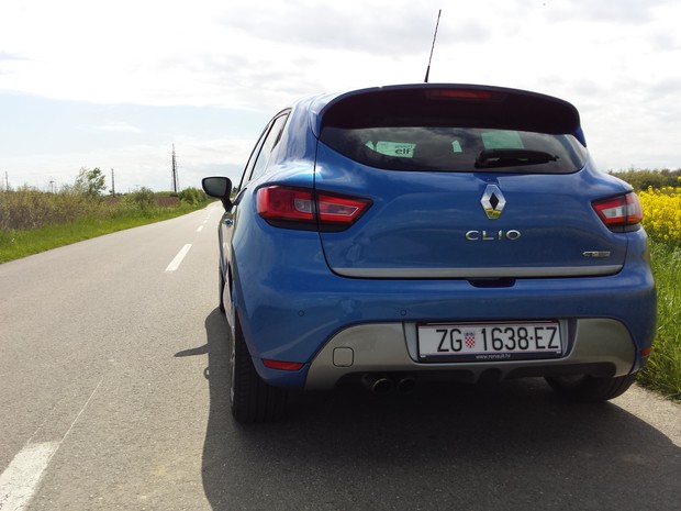 Renault Clio GT 1.2 TCe 120 EDC TEST (24)