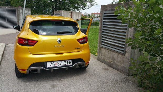 Renault Clio R.S. Trophy 1.6 EDC 220 (15)