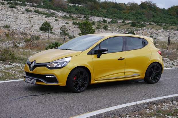 Renault Clio RS IV 1.6T EDC (1)