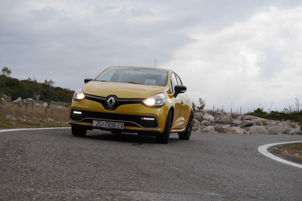 Renault Clio RS IV 1.6T EDC (11)