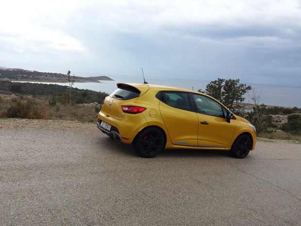 Renault Clio RS IV 1.6T EDC (3)