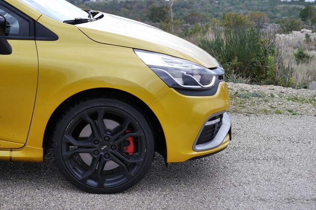 Renault Clio RS IV 1.6T EDC (6)