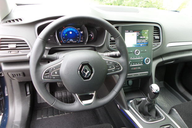 Renault Megane 1.5 dCi 110 Intens (12)