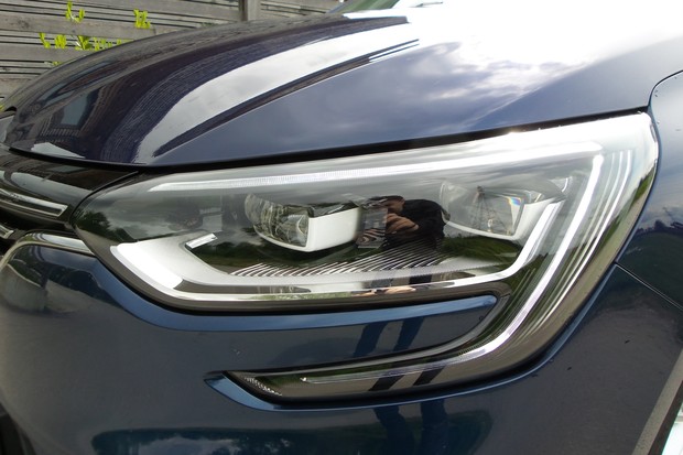 Renault Megane 1.5 dCi 110 Intens (08)