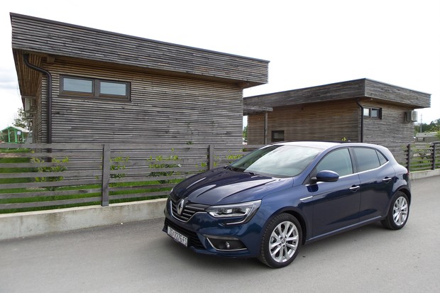 Renault Megane 1.5 dCi 110 Intens (14)