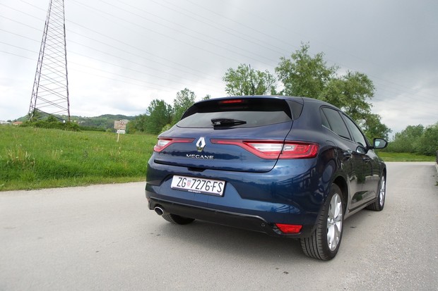 Renault Megane 1.5 dCi 110 Intens (5)