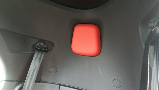 Renault Twizy Intens Red 80 FP interijer 09