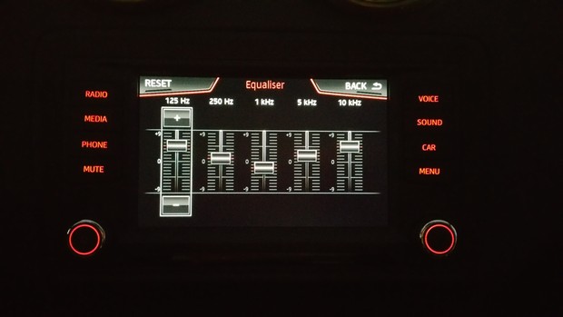 Seat Ibiza 1.2 TSI 90 FR (02)