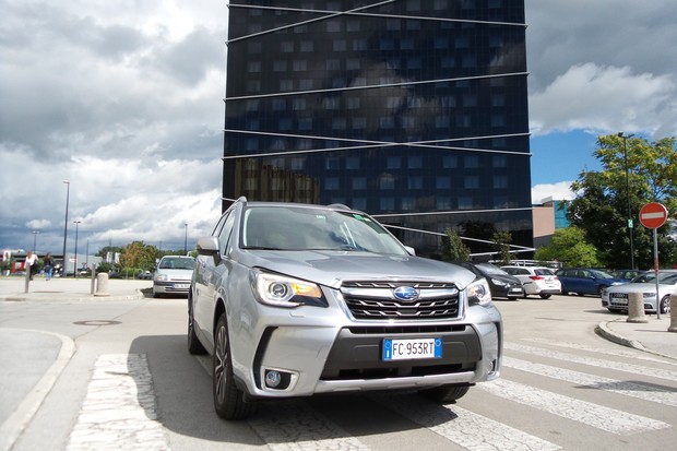 Subaru Forester 2.0D 147 CVT AWD Unlimited (16)