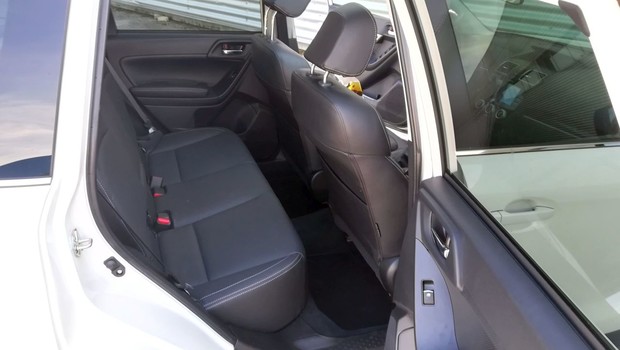 Subaru Forester Unlimited SAAS 2.0i CVT 14